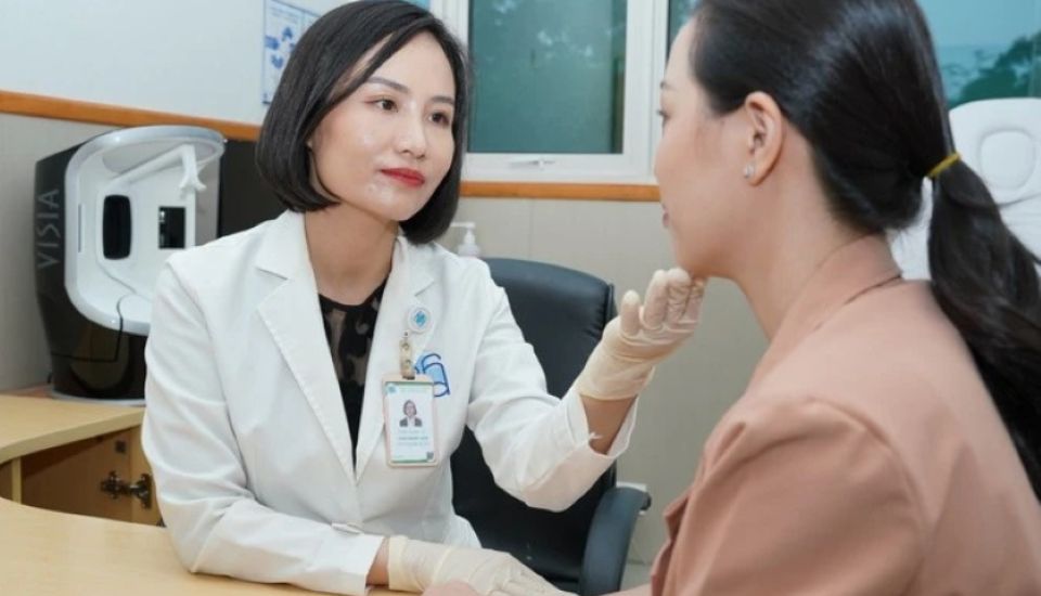 Sau peel da bao lâu thì rửa mặt