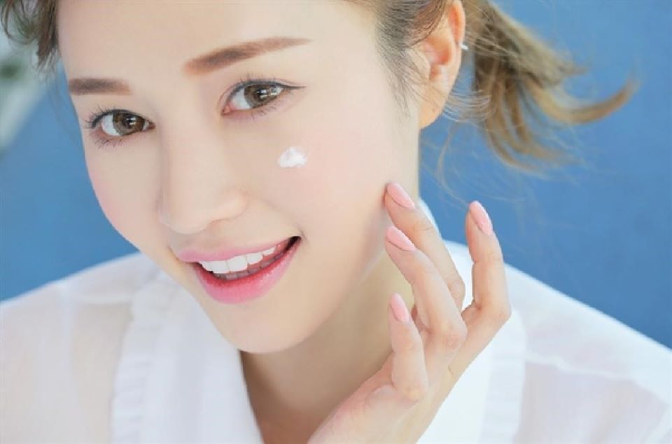 Quy trình chăm sóc da dầu mụn ẩn