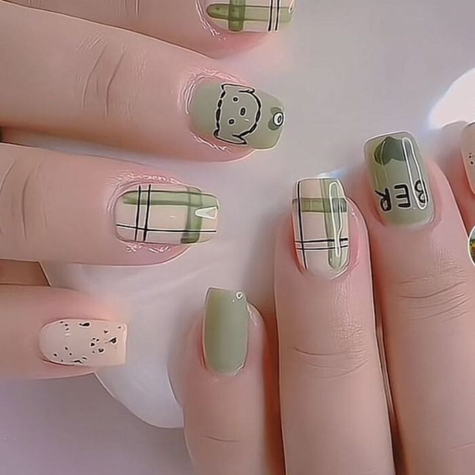 Mẫu nail nhẹ nhàng đi học