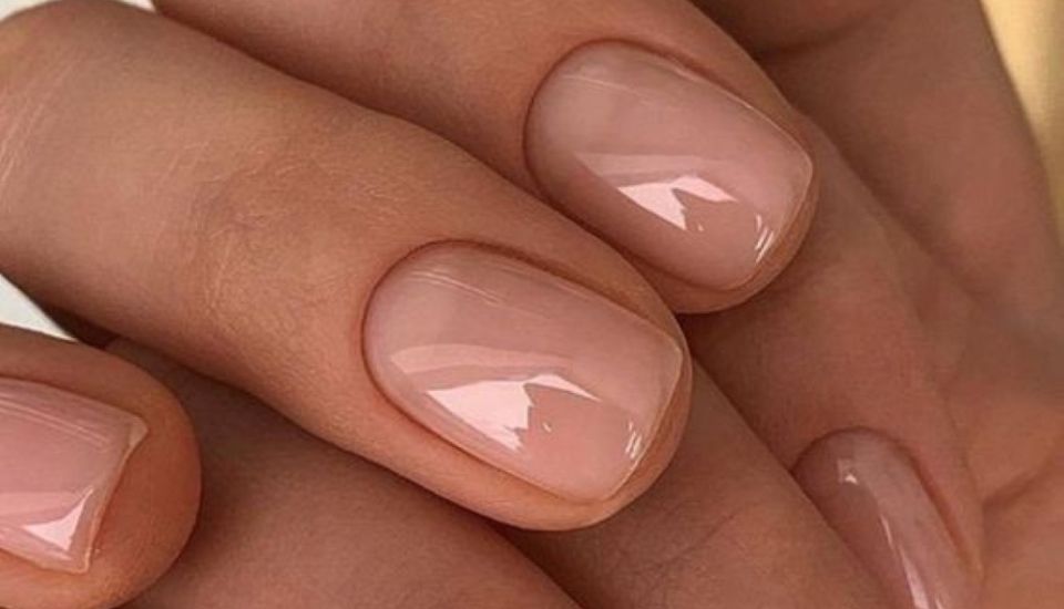 Nail nude sơn lì