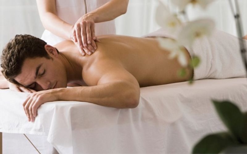 Gội Đầu Massage Gần Đây Giá Bao Nhiêu? Có Đắt Không?